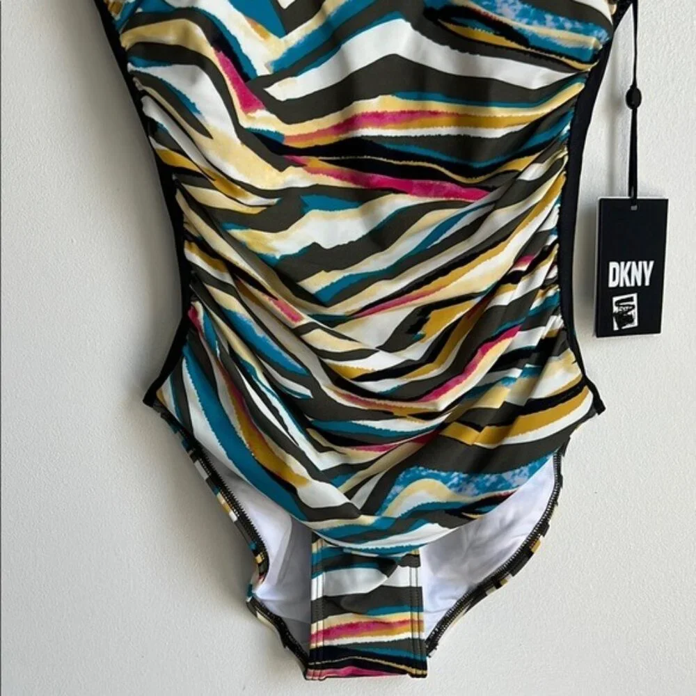 DKNY Swirl Print One Piece Swimsuit - 4 - Picture 8 of 9